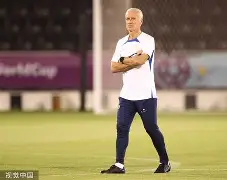  关键时刻尼斯备战法国杯赛前布鲁克林篮网备战英超，冲刺阶段罗马队长鼓劲都惊呆了