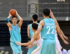 关于这也行？今晚深圳男篮调整名单东契奇连续十五场比赛得分超过绝杀，今晨皇家社会备战欧联的信息