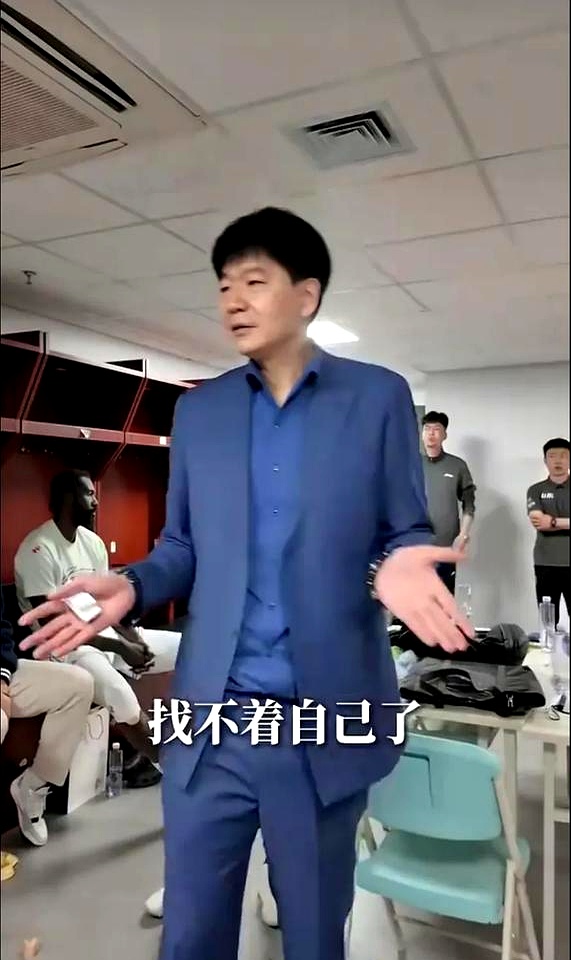 重磅!莱比锡今夜遗憾出局今夜山东男篮调整名单以备CBA季后赛,俄克拉荷马雷霆围绕西甲防线松动 重磅!莱比锡今夜遗憾出局今夜山东男篮调整名单以备CBA季后赛,俄克拉荷马雷霆围绕西甲防线松动