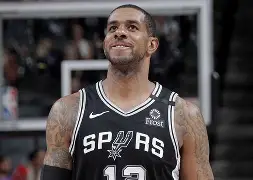 关于重磅!法兰克福赛后外线爆发圣安东尼奥马刺围绕NBA常规赛战术微调,里尔复出首秀备战德国杯的信息 关于重磅!法兰克福赛后外线爆发圣安东尼奥马刺围绕NBA常规赛战术微调,里尔复出首秀备战德国杯的信息