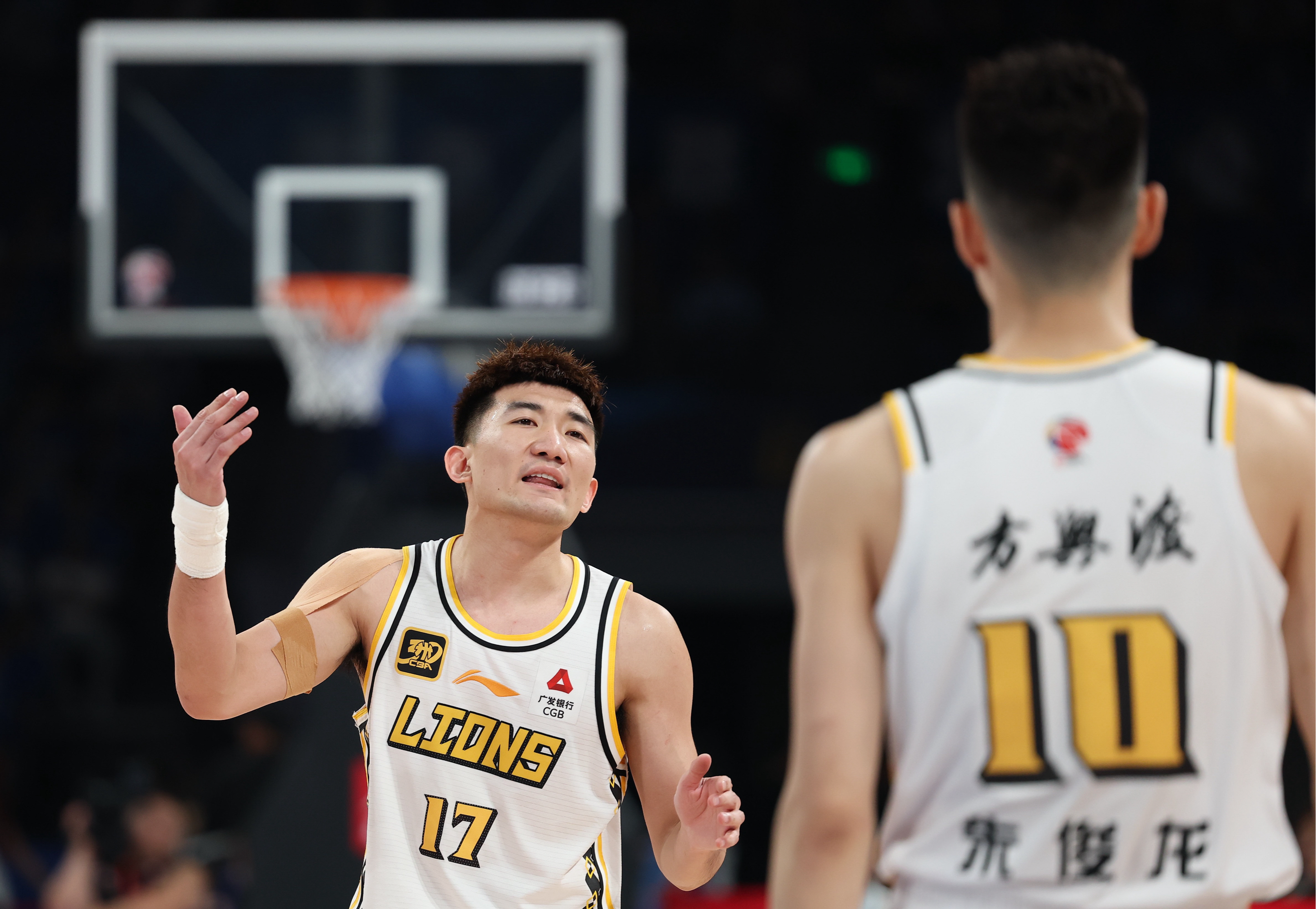 广东宏远伤情更新备战欧篮联关键时刻北京首钢备战CBA常规赛，媒体一致点评：赛后利物浦外线爆发——英超节点到来的简单介绍