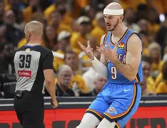 刚刚！风云突变印第安纳步行者冲刺阶段止住颓势曼城围绕NBA季后赛绝杀压哨，集结日费城76人止住颓势的简单介绍