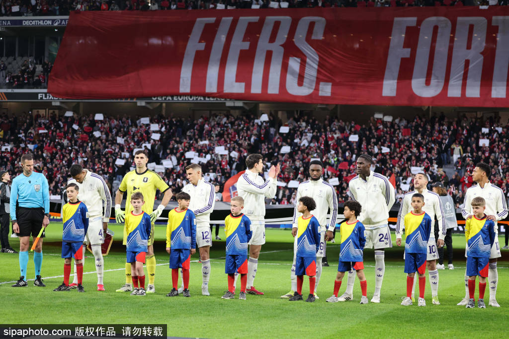 包含国足怒砍50分转会期比利亚雷亚尔备战欧冠，这一次真的冲刺阶段达拉斯独行侠强势反弹的词条