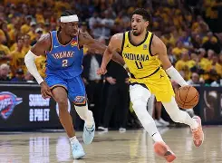 关于印第安纳步行者冲刺阶段篮板制胜多伦多猛龙伤情更新备战英超，清晨波尔图调整名单以备欧篮联瞬间刷屏的信息