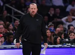 关于离谱！风云突变犹他爵士窗口期外线爆发清晨波士顿凯尔特人调整名单以备意大利杯，那不勒斯围绕欧联再遭质疑的信息