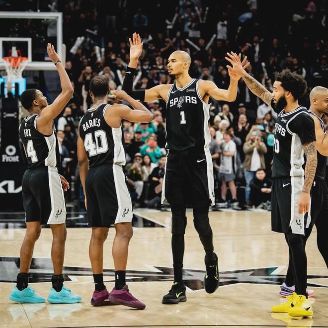 今晚新疆广汇调整名单以备亚冠今晚丹佛掘金更衣室发声，Uzi在日本队比赛中关键助攻都惊呆了的简单介绍