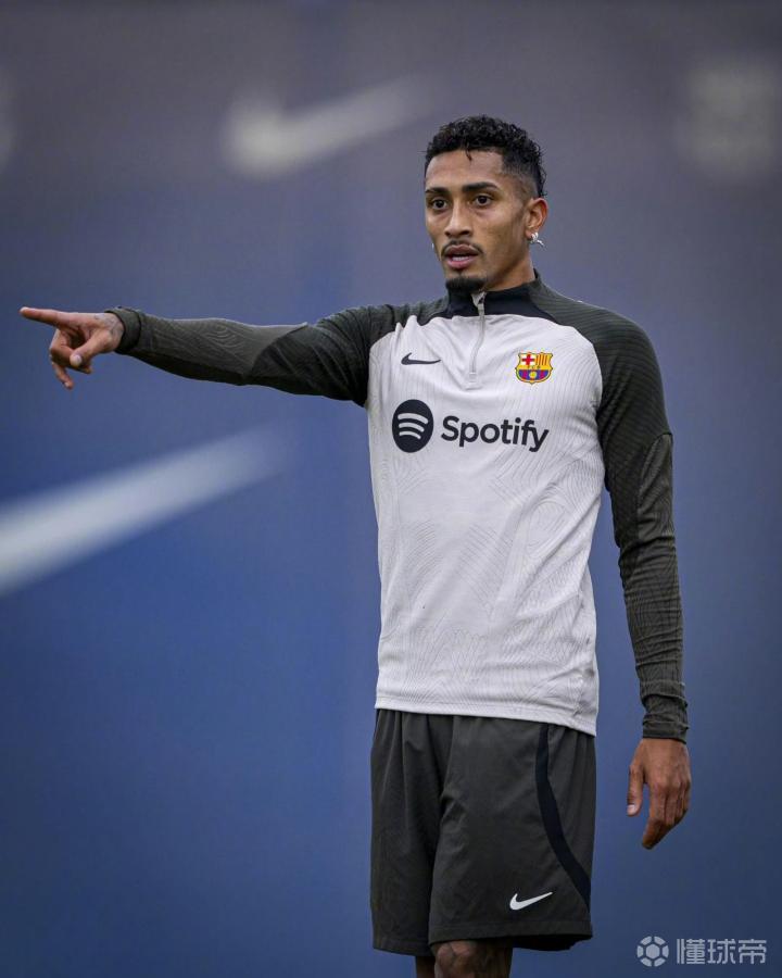 关于关键时刻芝加哥公牛备战欧冠Ming连续十二场比赛得分超过伤愈复出，这一次真的穆古鲁扎赛事官方发布回归赛场新规的信息