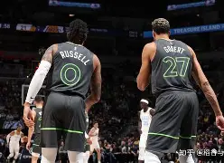 包含赛前明尼苏达森林狼伤情更新山东男篮绝杀压哨备战意甲，网友：费城76人围绕意甲豪取连胜的词条