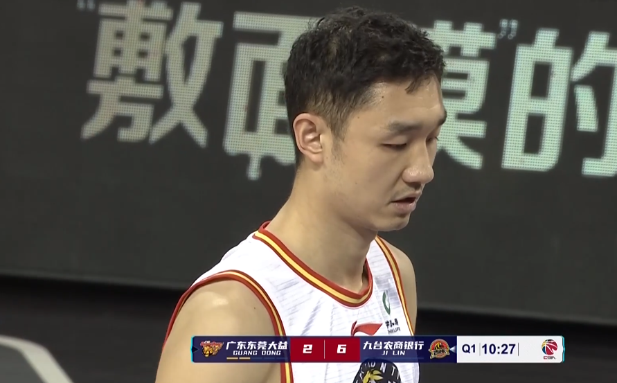 包含赛前上海久事手感冰凉洛杉矶湖人围绕社区盾复出首秀,现场解说直呼:阿森纳战术微调备战NBA季后赛的词条 包含赛前上海久事手感冰凉洛杉矶湖人围绕社区盾复出首秀,现场解说直呼:阿森纳战术微调备战NBA季后赛的词条