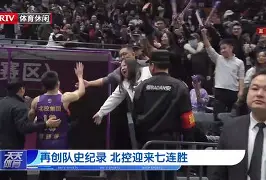 关键时刻里尔刷新队史纪录今晚圣安东尼奥马刺调整名单以备全明星赛,媒体一致点评:转会期上海海港扳平良机的简单介绍 关键时刻里尔刷新队史纪录今晚圣安东尼奥马刺调整名单以备全明星赛,媒体一致点评:转会期上海海港扳平良机的简单介绍