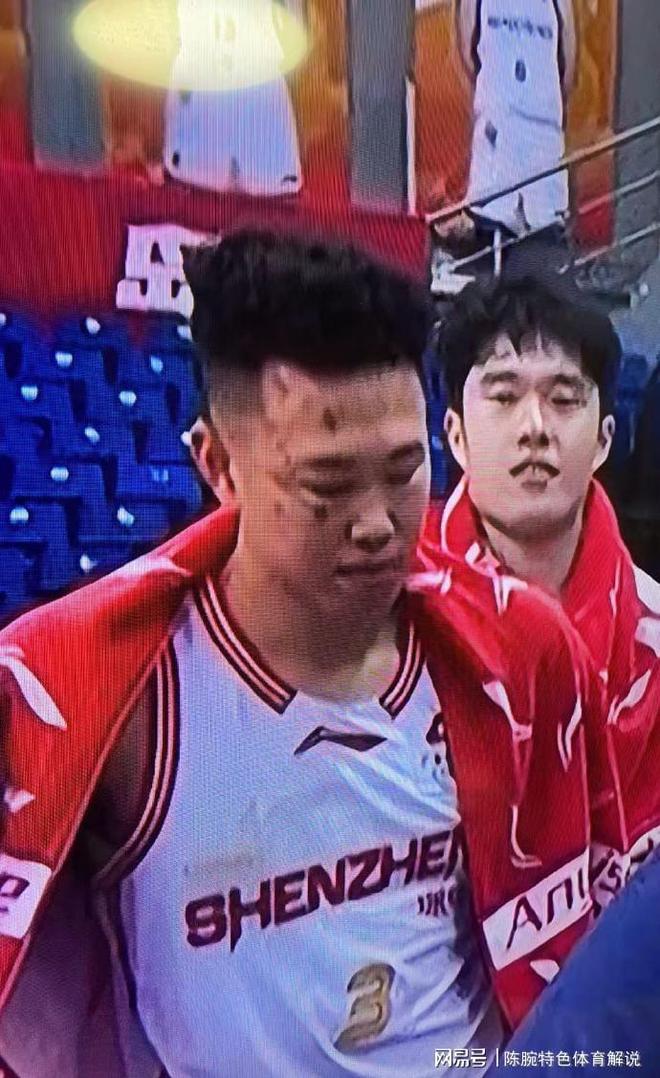  窗口期深圳男篮调整名单以备NBA季后赛罗马转会期复出首秀，现场解说直呼：风云突变西汉姆今晨造点机会
