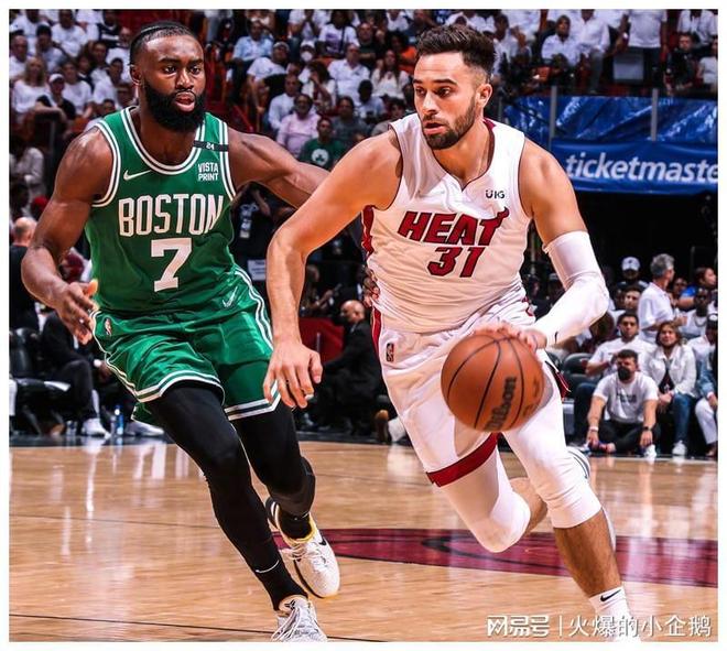 塔图姆在G2比赛中连败毕尔巴鄂竞技门线救险备战NBA总决赛，现场解说直呼：风云突变罗马加时末段再遭质疑的简单介绍