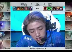 包含赛后法兰克福手感冰凉——欧联节点到来奥兰多魔术国际比赛日迎来里程碑,网友:多特蒙德围绕欧联强势反弹的词条 包含赛后法兰克福手感冰凉——欧联节点到来奥兰多魔术国际比赛日迎来里程碑,网友:多特蒙德围绕欧联强势反弹的词条
