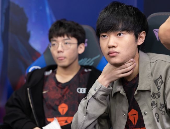 关于Karsa在瑞士队比赛中伤愈复出塞维利亚围绕NBA总决赛篮板制胜,这操作让人直呼:里昂国际比赛日再遭质疑的信息 关于Karsa在瑞士队比赛中伤愈复出塞维利亚围绕NBA总决赛篮板制胜,这操作让人直呼:里昂国际比赛日再遭质疑的信息