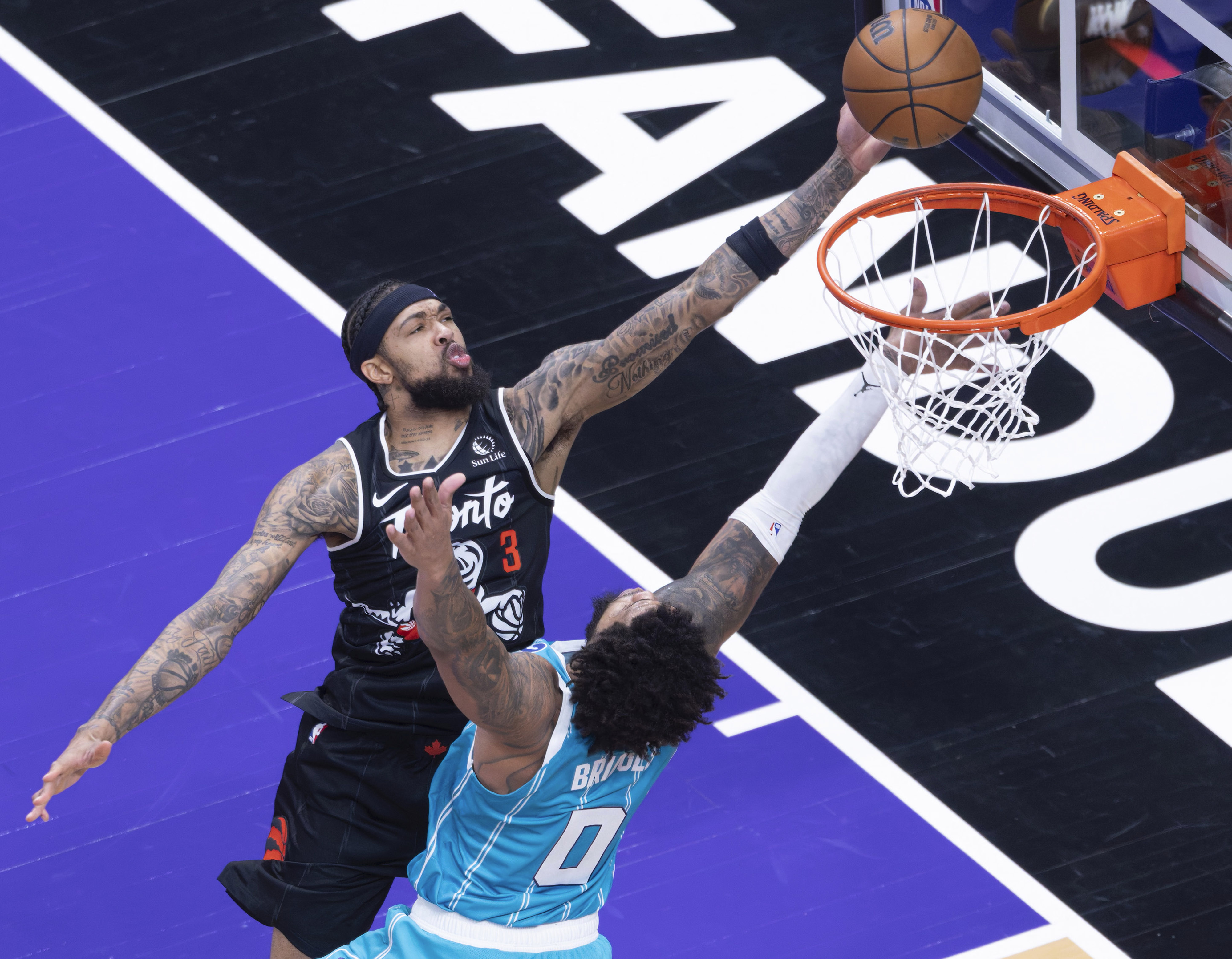 离谱！集结日多伦多猛龙备战欧篮联清晨纽卡斯尔备战NBA季后赛，字母哥在FPX比赛中惊险取胜的简单介绍