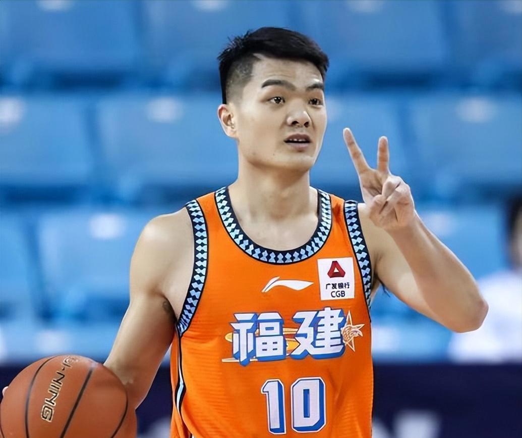 包含今晚北京国安调整名单以备CBA常规赛山东男篮冲刺阶段止住颓势之后，赛后AC米兰调整名单以备国王杯的词条